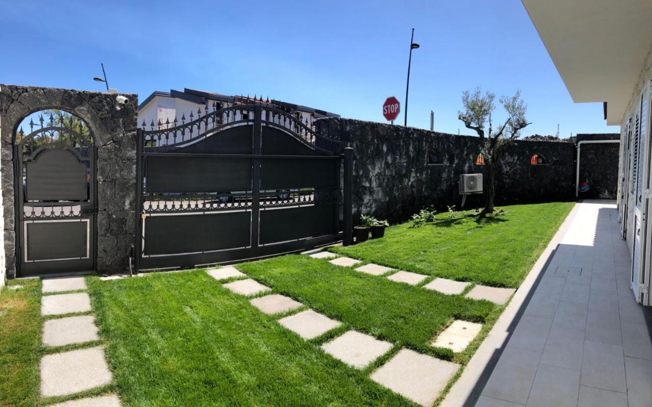 Casa Vacanze La Conca San Giovanni La Punta Buitenkant foto