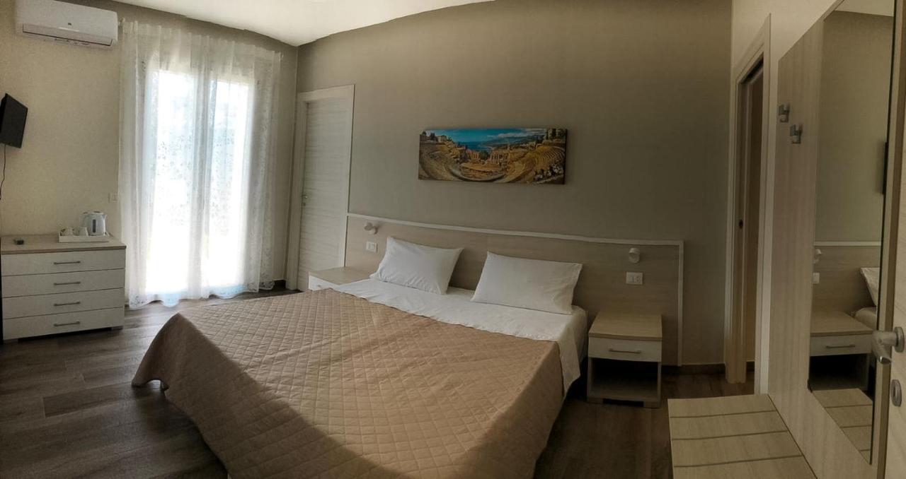 Casa Vacanze La Conca San Giovanni La Punta Buitenkant foto
